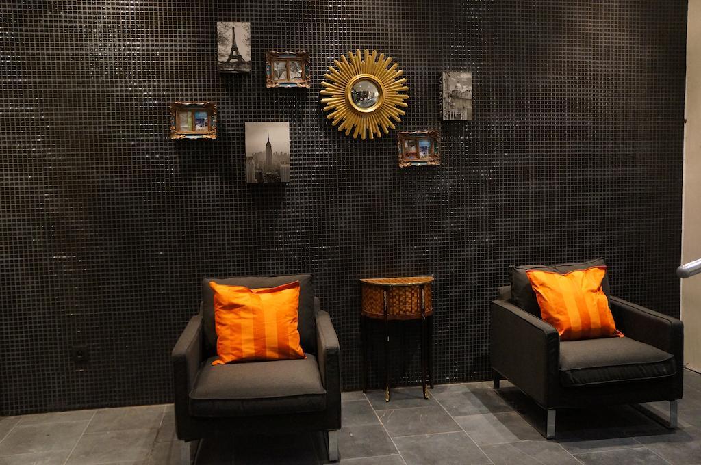 Hotel Aviation Saint-Gilles Room photo